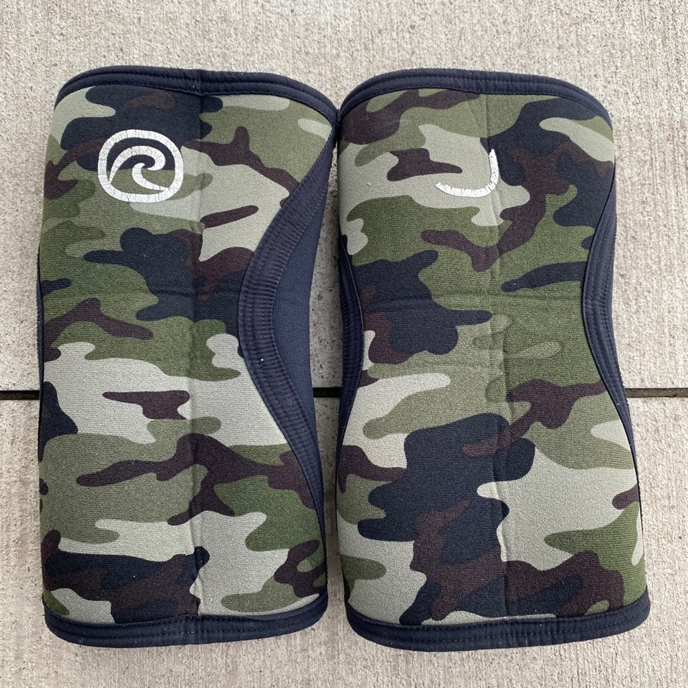 Rehband camo 5mm knee sleeves